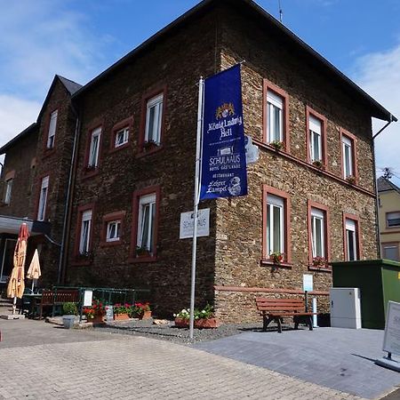 Отель Altes Schulhaus Цельтинген-Рахтиг Экстерьер фото